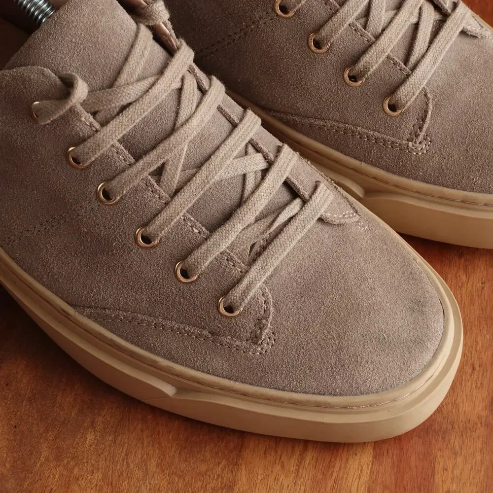 TCG Sneakers Mens Size 10 Gray Cooper Suede Modern Contemporary Casual Low Shoes